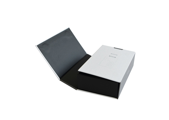 Magnetic Closed Cannabis Box Packaging Book Style Rigid For Vape